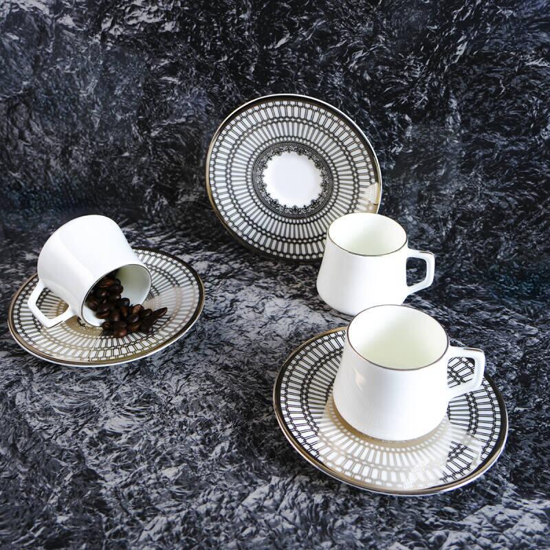 Evaliza Crown Platin 6 Kişilik Double Kahve Fincanı Takımı Evaliza Crown Platin 6 Kişilik Double Kahve Fincanı Takımı
