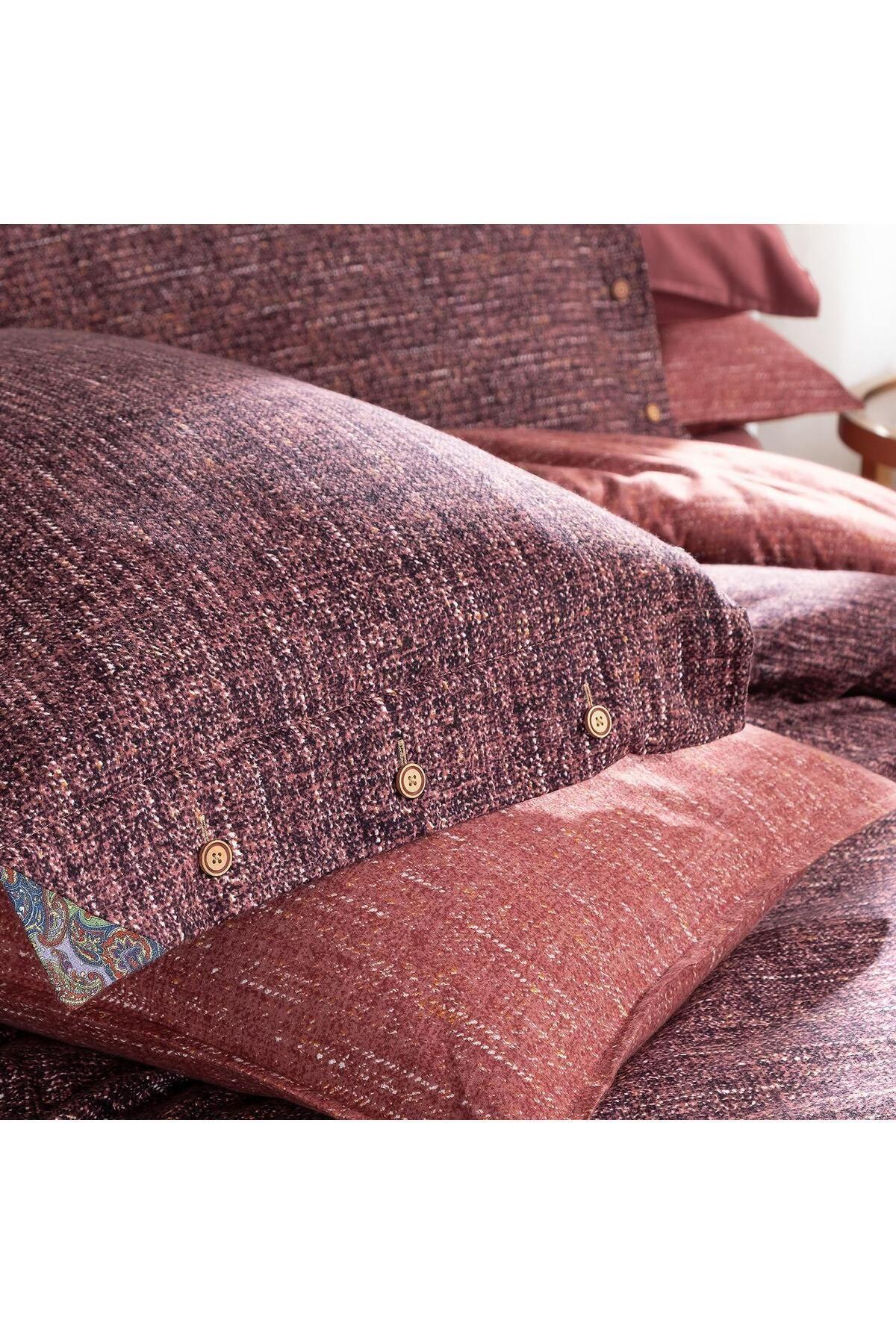 Glamis Tek Kişilik %100 Pamuk Flanel (Pazen) Nevresim Takımı Bordo Glamis Tek Kişilik %100 Pamuk Flanel (Pazen) Nevresim Takımı Bordo