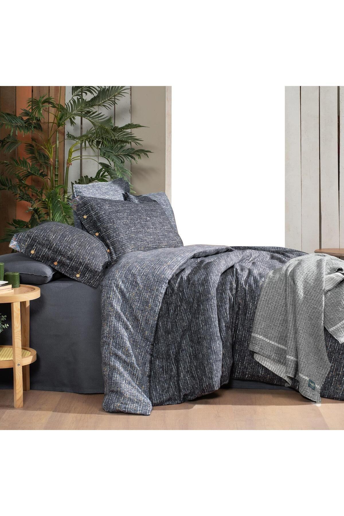 Glamis Tek Kişilik %100 Pamuk Flanel (Pazen) Nevresim Takımı Gri Glamis Tek Kişilik %100 Pamuk Flanel (Pazen) Nevresim Takımı Gri