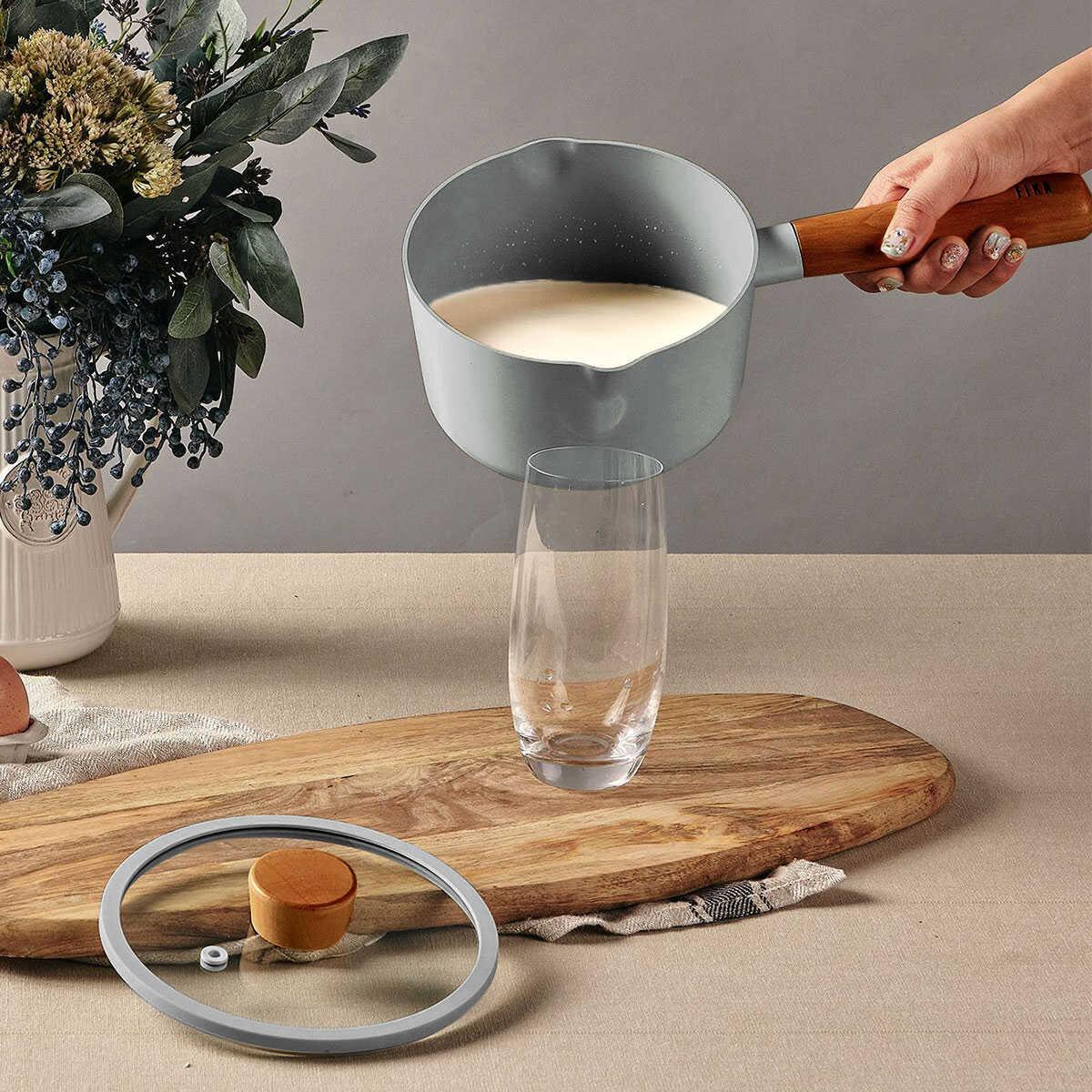 Neoflam Fika Alüminyum Döküm Süt Tavası Cam Kapaklı 16 Cm Gri Neoflam Fika Alüminyum Döküm Süt Tavası Cam Kapaklı 16 Cm Gri