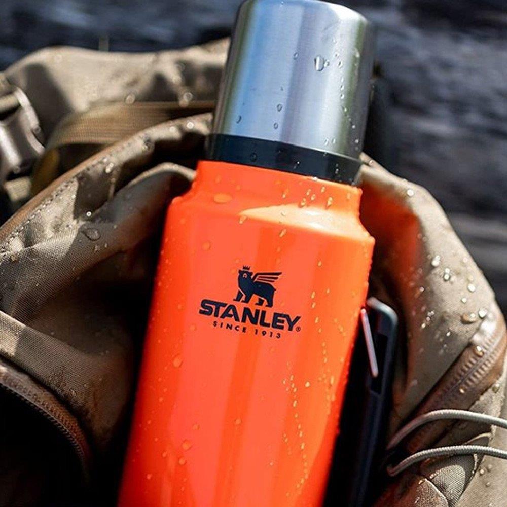 Stanley Classic The Legendary Termos 10-08266-032 Blaze Orange 1L Stanley Classic The Legendary Termos 10-08266-032 Blaze Orange 1L